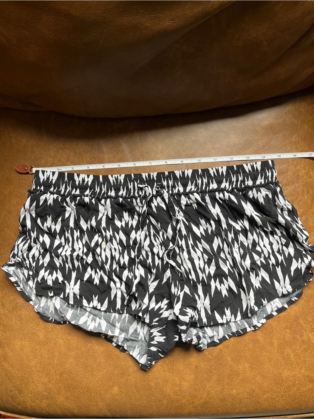 🌸Victoria's Secret Black and White Patterned Athletic Shorts